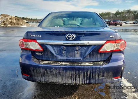 2013 Toyota Corolla Base z USA, uszkodzony, nr VIN 5YFBU4EE8DP102909